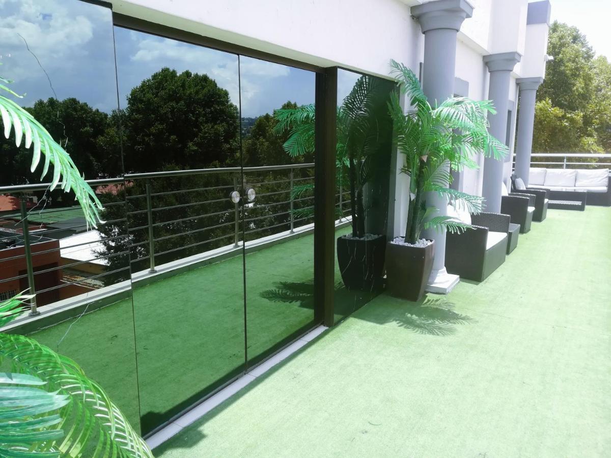 Garden Top Hotel Johannesburg Exterior photo
