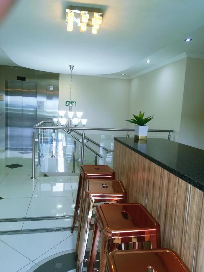Garden Top Hotel Johannesburg Exterior photo